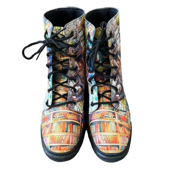 Offbeat Sweetie Tree Library Boots, Size 9 - Picture 5 of 9